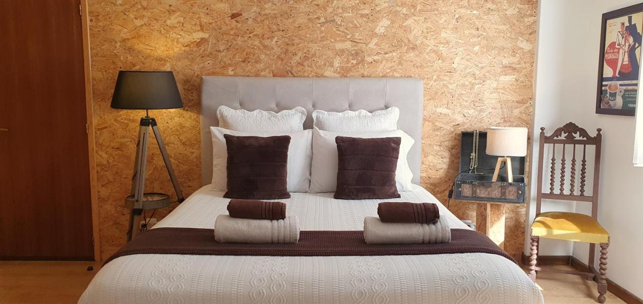Casa Do Criativo Bed&Breakfast Almada Ngoại thất bức ảnh