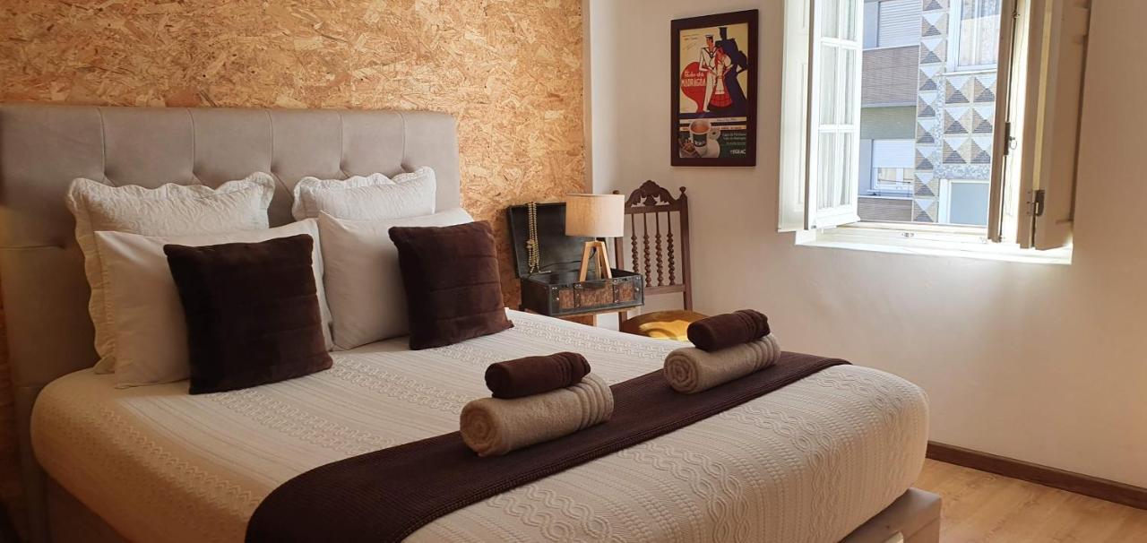 Casa Do Criativo Bed&Breakfast Almada Ngoại thất bức ảnh
