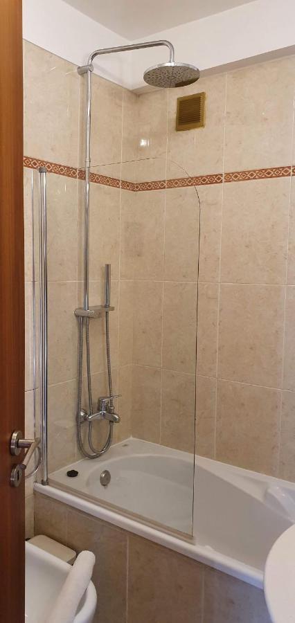 Casa Do Criativo Bed&Breakfast Almada Ngoại thất bức ảnh